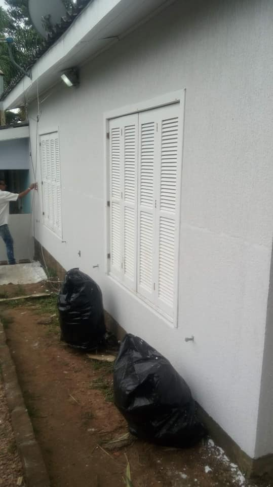 Pintura Residencial Externa com Aplicação de Grafiato